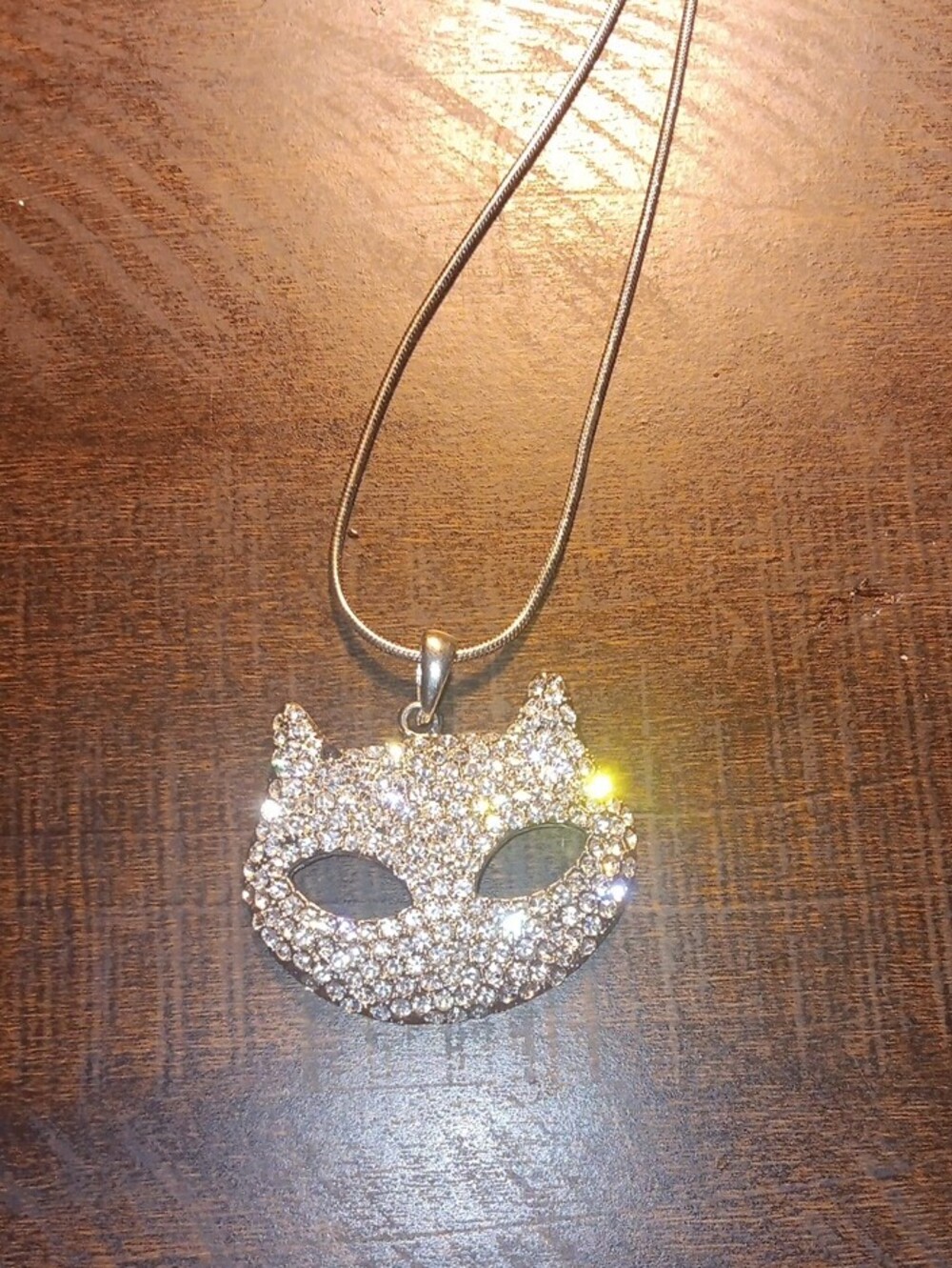 Neclace - Picture 2 of 5